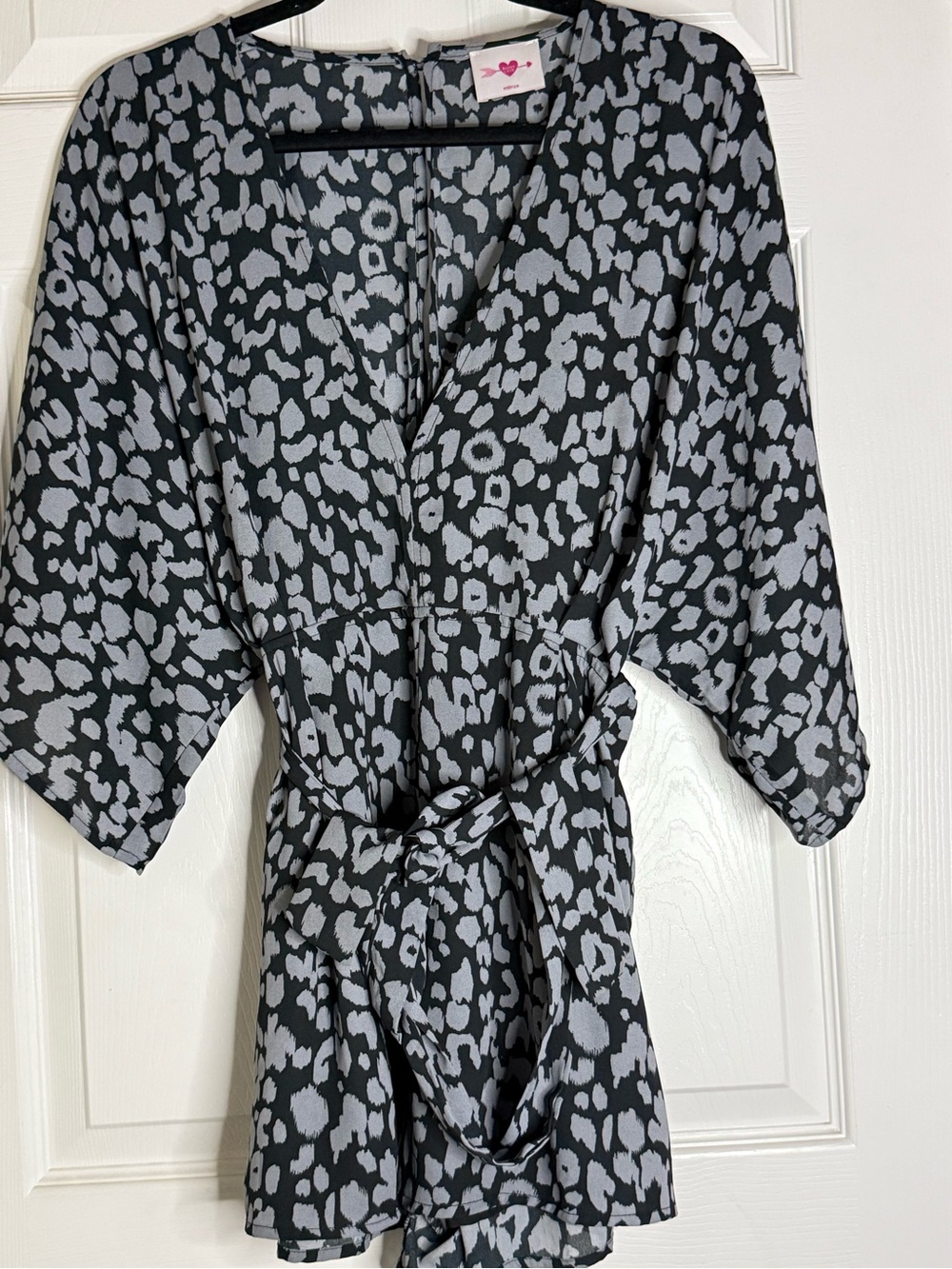 Romper shorts leopard medium black and gray Buddy Love belt Vneck animal print